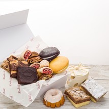 Deluxe Bakery Luxury Gift Box - £92.50 GBP