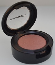 MAC Eyeshadow in Banshee - u/b - Rare! All Ages/All Races/All Sexes Coll... - £22.52 GBP