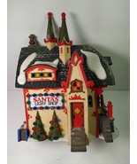 Dept 56 North Pole Heritage Santa&#39;s CHRISTMAS Light Shop #56397 Retired - £25.87 GBP