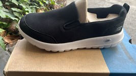 Skechers Go Walk Max Black White men  Extra Wide Width Casual Shoes size 7 - $47.51