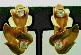 Vintage Signed True Art Trueart rhinestone flower screw earrings 1 1/8th... - £6.31 GBP