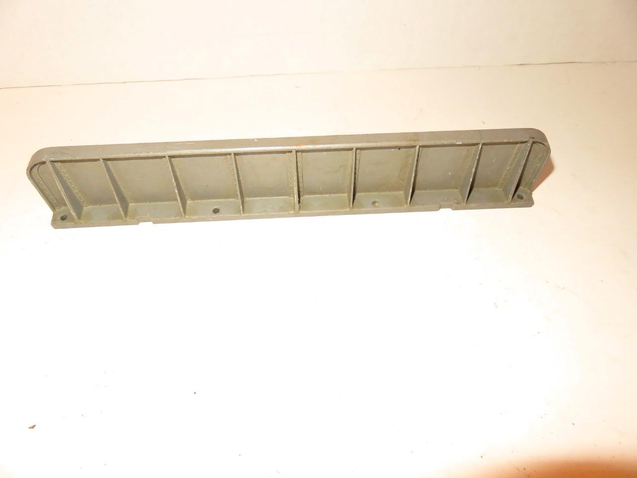 LIONEL TRAINS #10 DIECAST METAL GIRDER- FAIR- SR12 - $3.79