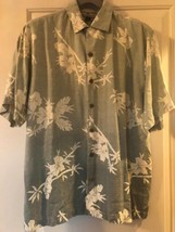 NWOT TOMMY BAHAMA Seafoam Ombre 100% Silk Cream Orchid Pattern Button Do... - £27.25 GBP