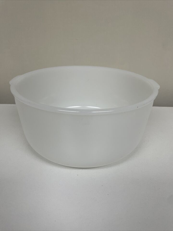 Primary image for Vintage Glasbake Made For Sunbeam 19CJ Large White Milk Glass Mixer Mixing Bowl