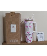 Stanley x LoveShackFancy Quencher Flowstate 40 Oz Ribbon Rosa #28 - €50,13 EUR