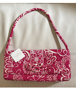 VERA BRADLEY 11115-100  TWIRLY BIRDS PINK KNOT JUST A CLUTCH HANDBAG - $618.78 MXN