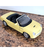 Maisto Ford Thunderbird Yellow Convertible 1:25 Scale Diecast Doors &amp; Ho... - $8.90