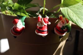 Lot 1 BROKEN JSNY Santa Claus Christmas Lamp Toppers Candle Sticks Or Pl... - $11.40