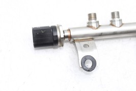 11-18 BMW X5 E70 F15 3.0L FUEL INJECTION RAIL E5591 image 5