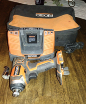 RIDGID R86034 18-Volt 1/4 in. Cordless Impact Driver Charger &amp; Case - £46.90 GBP