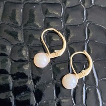 Estate 14K Gold Natural Pearl Dangle Lever Back Earrings - £110.65 GBP