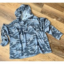 Copied - Gaze Camo Hooded Long Sleeved Pullover Women&#39;s Size L - £22.10 GBP