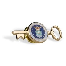 USAF AIR FORCE AN AIRMAN HOLDS THE KEY TO MY HEART PIN - £15.72 GBP