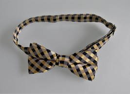 Nautica Men&#39;s Pretied Silk Bow Tie - £14.23 GBP