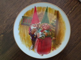 Gnome Collector Plate &quot;GIFT OF LOVE&quot; 1981 by Rien Poortvliet - £60.13 GBP