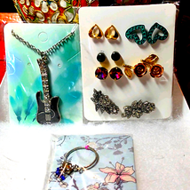 Very lovely jewelry lot~earrings/ necklace/ring - £25.03 GBP
