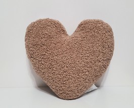 NEW RARE Pottery Barn Valentine&#39;s Day Rosebud Cozy Teddy Faux Fur Heart Shaped P - £77.52 GBP