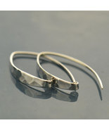 Silver Long Hammered Ear Wire with Hidden Loop 27x4mm - €28,28 EUR