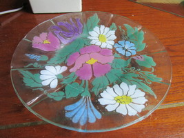 Art glass hand painted platter 10&quot; diam, signed on back[a5left] - $55.43