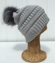 Women&#39;S Winter Warm Gray Knit With Faux Fur Pom Soft Stretchy Beanie Hat... - £15.88 GBP