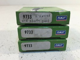 (1) SKF 9733 Grease &amp; Oil Seal - $7.99