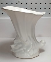Vintage Ceramic Vase Cream Colored Cornucopia California Style Unmarked 7- 1/2” - £27.65 GBP