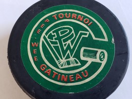 GATINEAU TOURNOI PEE WEE OTTAWA GAME USED HOCKEY PUCK OFFICIAL VINTAGE S... - £23.50 GBP