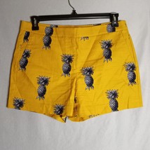 Ann Taylor Women&#39;s Devin City Shorts Gold Pineapple Print Size 8 - £20.18 GBP