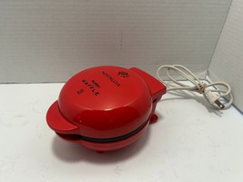 Red Nostalgia My Mini Waffle Maker 5&quot; Cooking Surface Fast Shipping. - £4.35 GBP