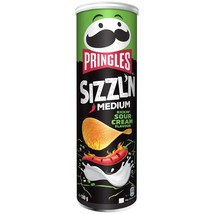 Pringles Sizzl&#39;n Medium Sour Cream potato chips 180g- Made in EU-FREE SH... - £9.47 GBP
