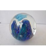 GLASS PAPERWEIGHT DOLPHINS AMIDST ROCK FORMATIONS CONTROLLED BUBBLE 3.25&quot;H - $146.16 MXN