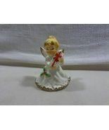 Vintage Napco Japan Ceramic Christmas Angel Girl with Gift Figurine X-6963 - €14,56 EUR Vintage Napco Japan Ceramic Christmas Angel Girl with Gift Figurine X-6963 - €14,56 EUR