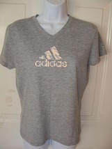 Adidas Gray Camo Print Logo Climalite Shirt Size Medium Women&#39;s EUC - £11.41 GBP