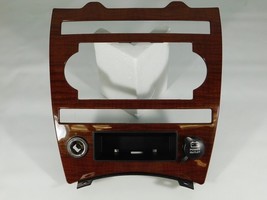 ✅ 05 - 07 Jeep Grand Cherokee Climate Control Radio Dash Molding Bezel T... - $1,018.45 MXN