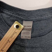 Gildan Ultra Cotton WILD WEST SHOOTOUT Mens Green Graphic T-Shirt Long Sleeve XL image 4