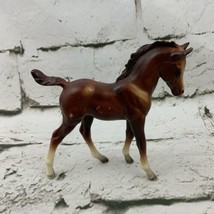 Vintage Plastic Horse Figure Foal Breyer Brown Standing 4” - £9.33 GBP