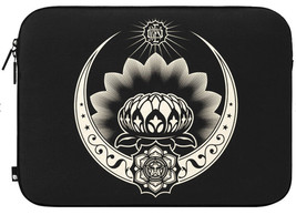 Incase x Shepard Fairey Obey Ornament Black/Cream 15&quot; MacBook Pro Sleeve... - £64.20 GBP