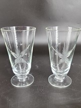 2 Starburst Small Etched Glass Footed Juice Glasses Large and Small Stars Vintag - £10.30 GBP