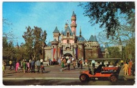 Florida Postcard Disneyland Sleeping Beauty&#39;s Castle - £2.31 GBP