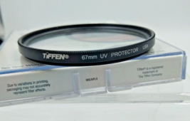 Tiffen 67mm UV Protector Lens Filter  w/ Acrylic Case 0527-6 - £11.51 GBP