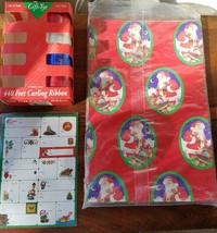 Vintage Cleo Christmas Gift Wrap Paper &amp; Gift-Tye 220 Feet Curling Ribbon - £10.25 GBP