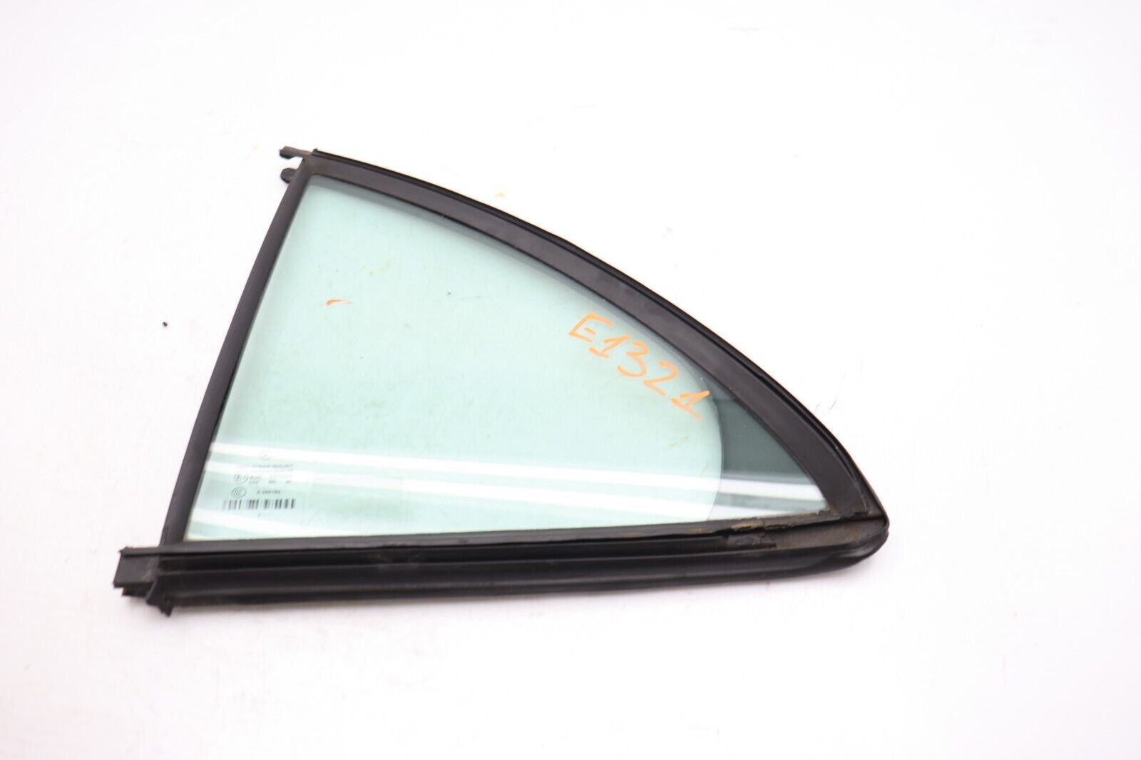 03-09 MERCEDES-BENZ W211 E350 REAR LEFT DRIVER SIDE DOOR VENT GLASS E1321 - $85.96