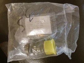 1 New In Bag Amphenol MS3122E616-8S Circ Conn W Female Contacts *Ships Free* - $41.16