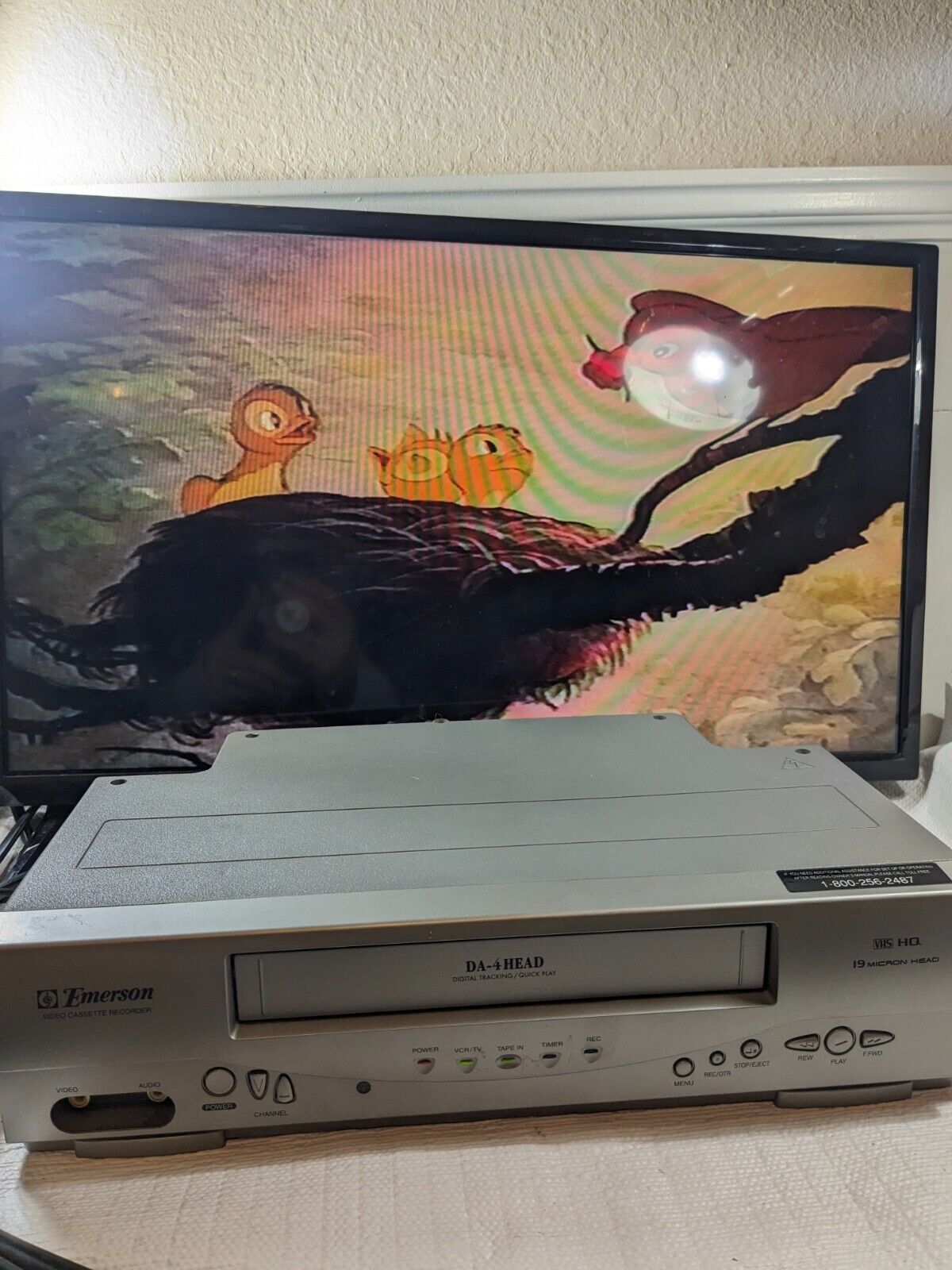 Emerson VCR EWV404 VHS Player Recorder 19 Micron DA4 Head Vintage READ