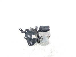 2016 Toyota Rav 4 Limited OEM ABS Anti Lock Brake Pump  - $160.88