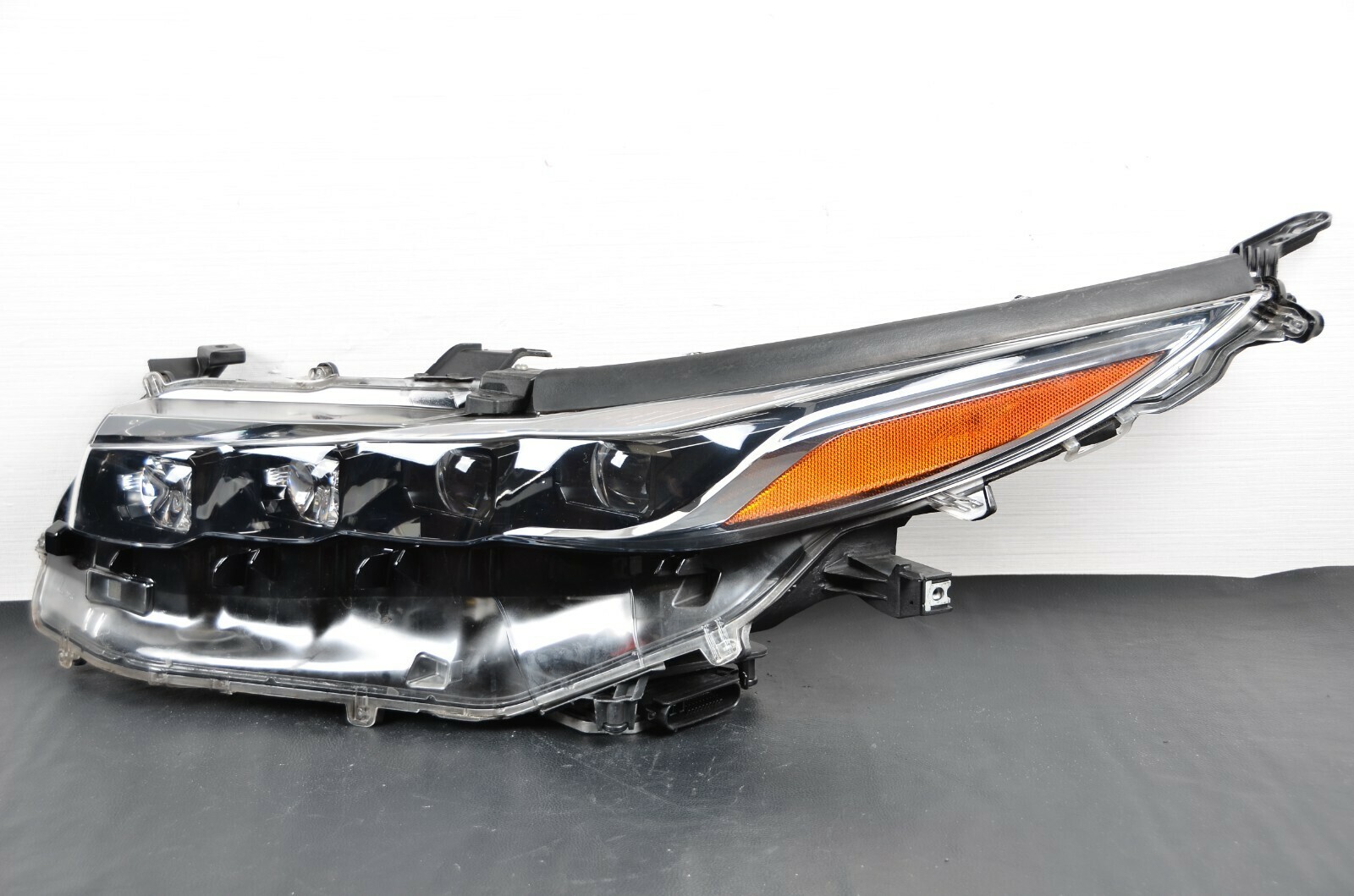 Complete! 2017-2022 Toyota Prius Prime Full LED Headlight Left Driver Si... - £593.48 GBP