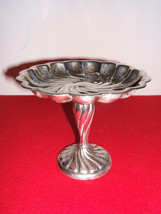 Vintage F B Rogers Silver Co 657 Candy Serving Silverplate Round Pedestal Stand - £17.32 GBP
