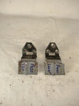 1984 to 1996 Jeep Cherokee Door Hinge Set Passenger Right OEM - $1,489.51 MXN