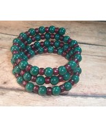 Bracelet Memory Wire Larger Bead Green Red Glass Size Average Upcycled H... - $12.00
