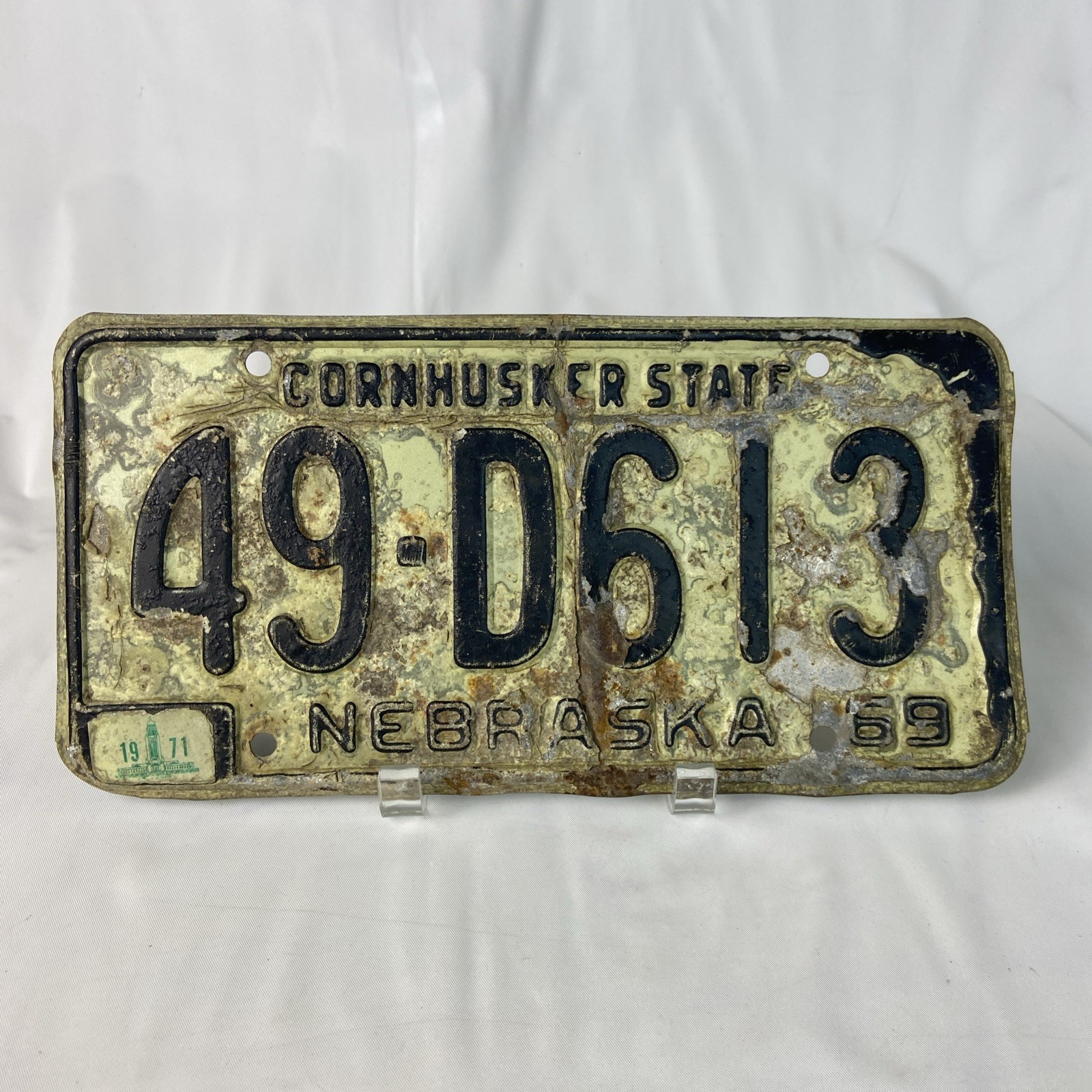 Vintage 1969 Nebraska License Truck Plate 49-D613 - $18.99